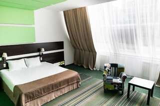 Гостиница ПаркСити Челябинск Улучшенный номер с кроватью размера &quot;king-size&quot;-9